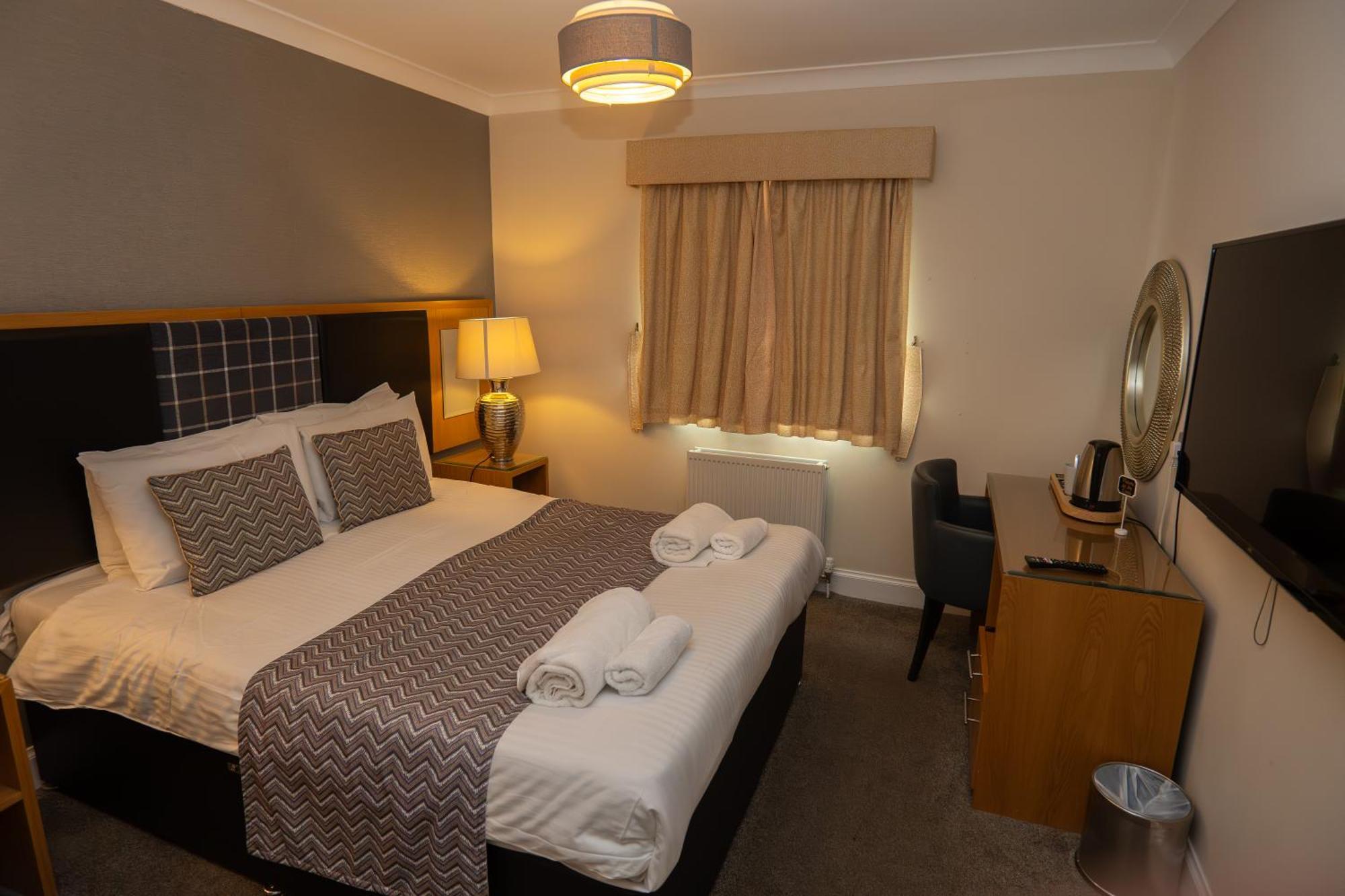 The Crags Hotel カランダー エクステリア 写真