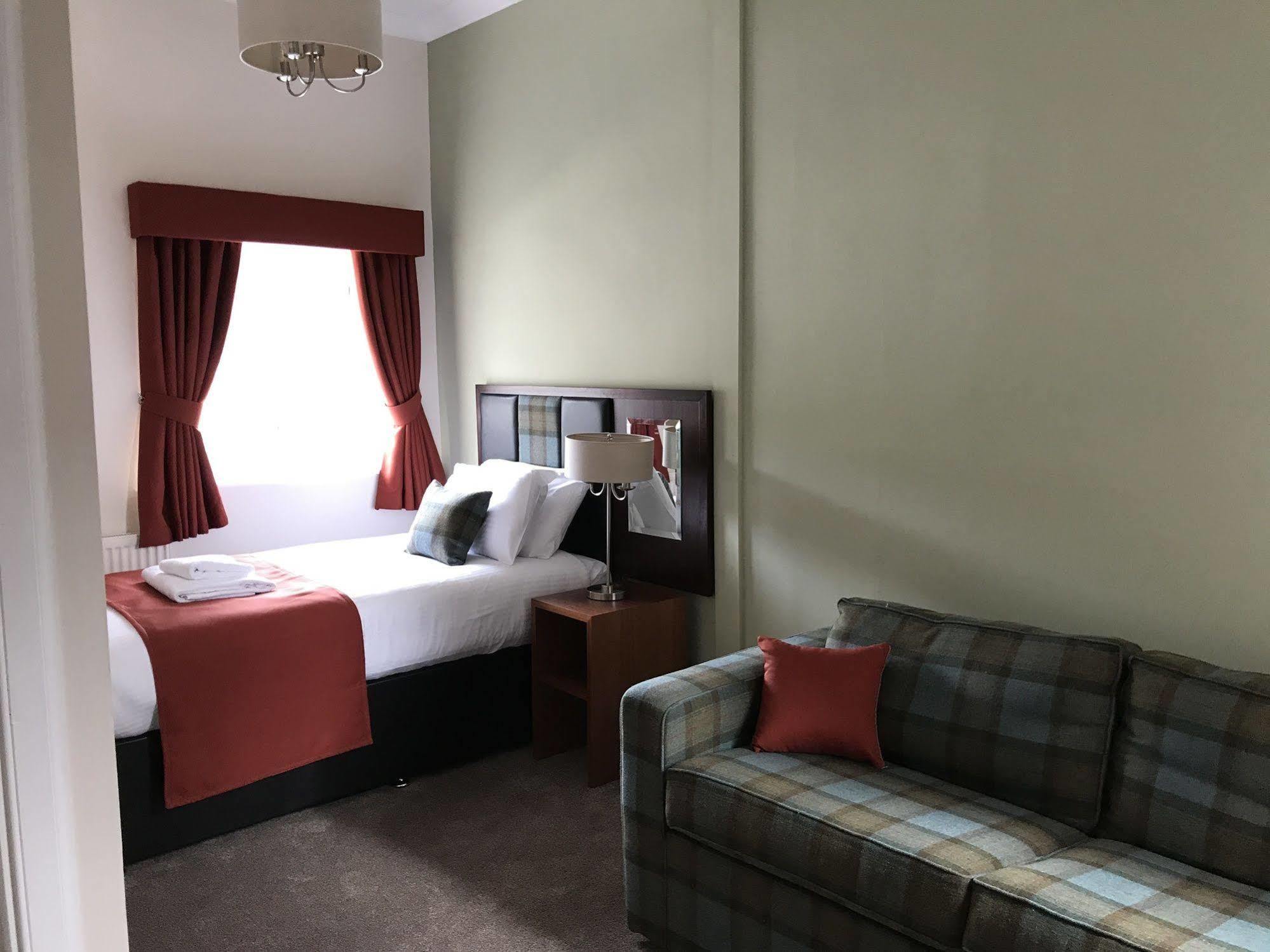 The Crags Hotel カランダー エクステリア 写真